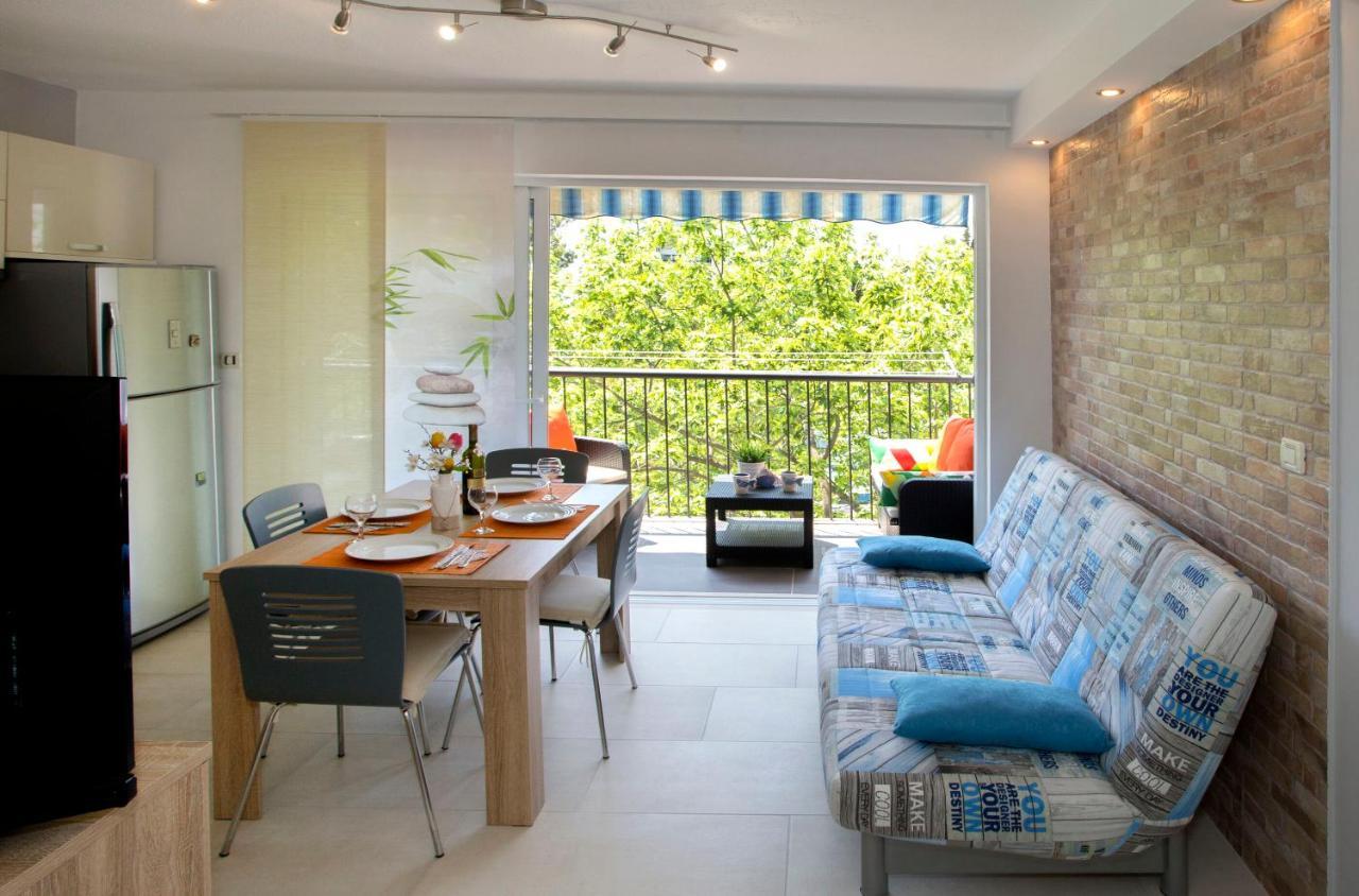 City Getaway - Apartment Ileora Split Bagian luar foto