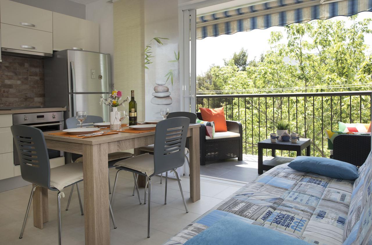 City Getaway - Apartment Ileora Split Bagian luar foto